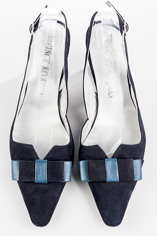 Navy blue women's open back shoes, with a knot. Tapered toe. High block heels. Top view - Florence KOOIJMAN